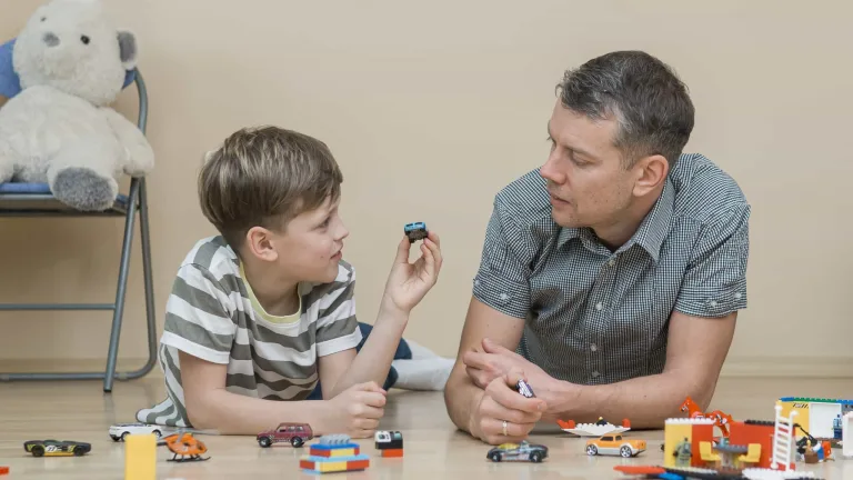 How to get free LEGO Magazine for kids: Complete guide